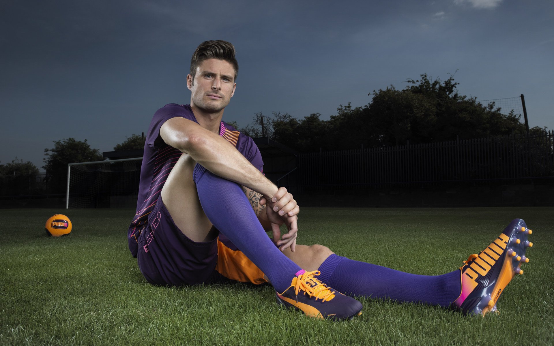 恩多比·恩乔:南非队的关键球员,他的踢球技术无懈可击,恩多cba